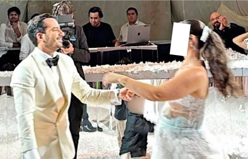 Ser austeros pide la Presidenta Sheinbaum tras la llamada "Boda del Bienestar" de Pablo Gordillo.
